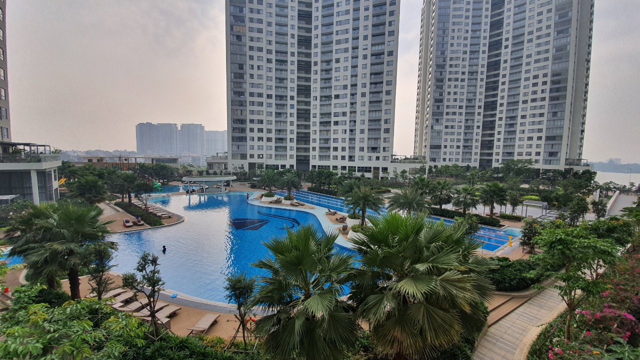 Hồ bơi Resort tại Đảo Kim Cương, quận 2
