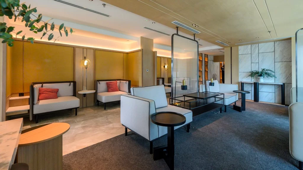 Thư viện riêng tư, sang trọng, đẳng cấp.