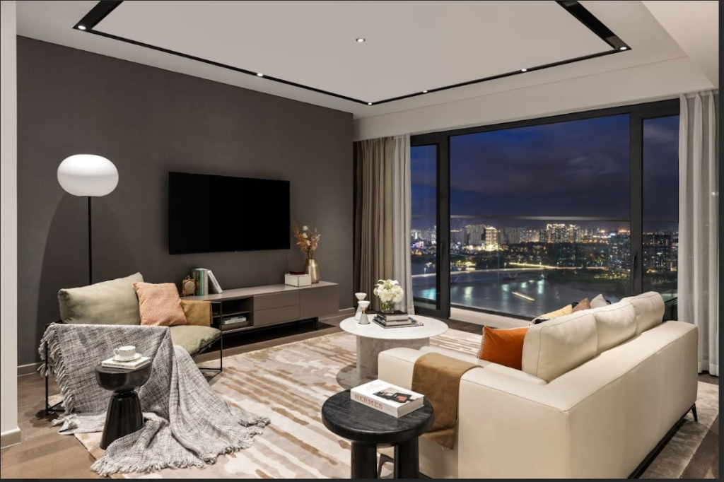 Phòng khách với hướng view triệu đô bao trọn sông Sài Gòn.