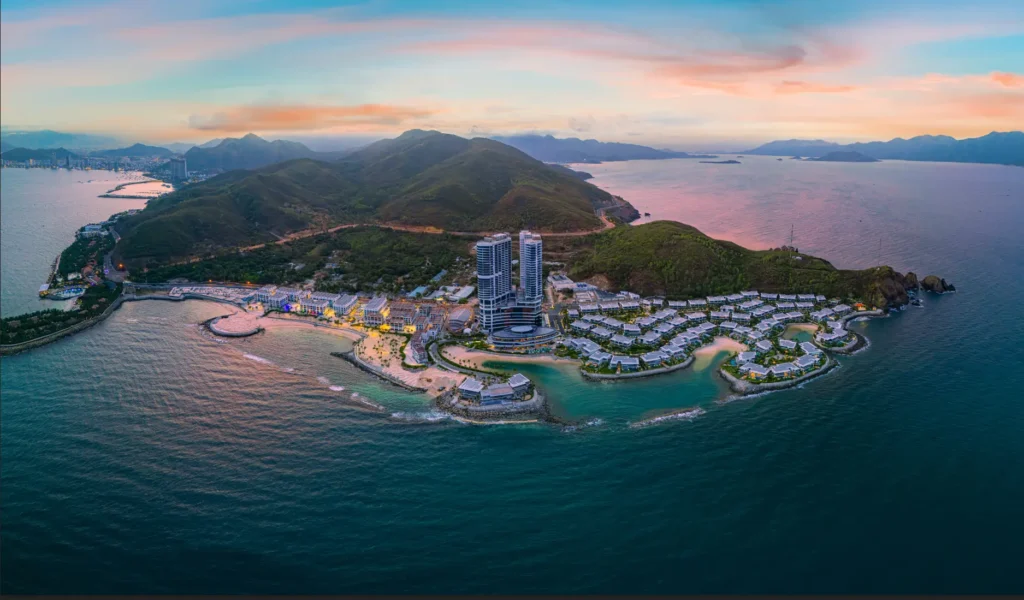 Toàn cảnh khu nghỉ dưỡng Gran Melia Nha Trang