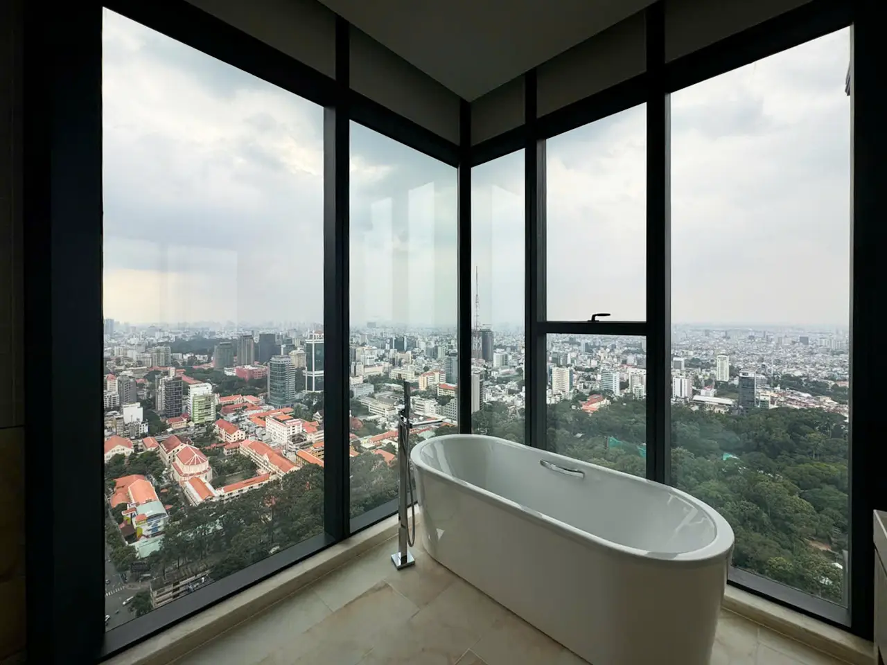 L5-44.048.webp Căn 3PN diện tích lớn nhất dự án, 185m2; tầng cao view đẹp