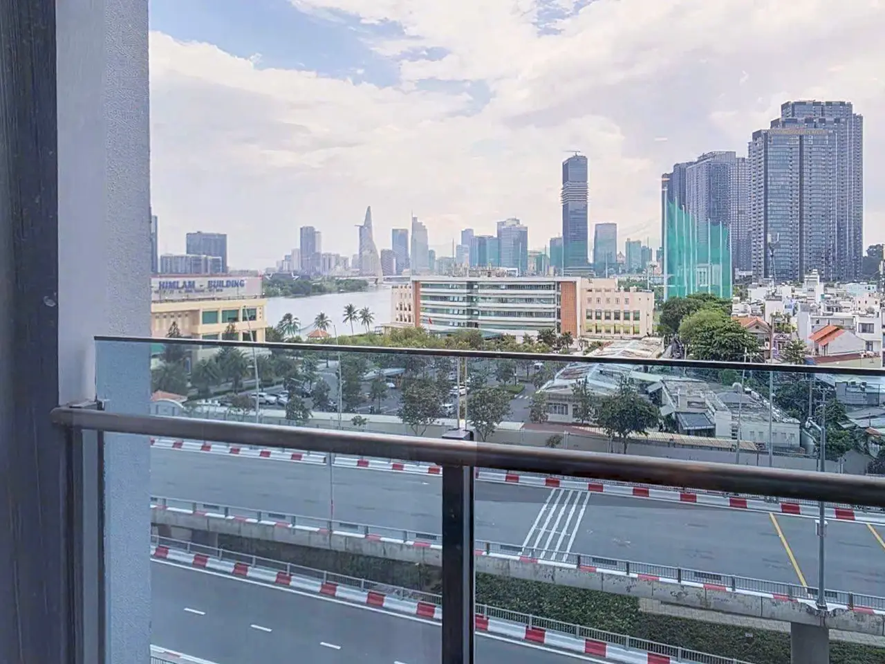 2pn-view-quan-1-sunwahpearl-15ty4 Căn hộ 2PN Sunwah Pearl view sông, Quận 1 giá tốt