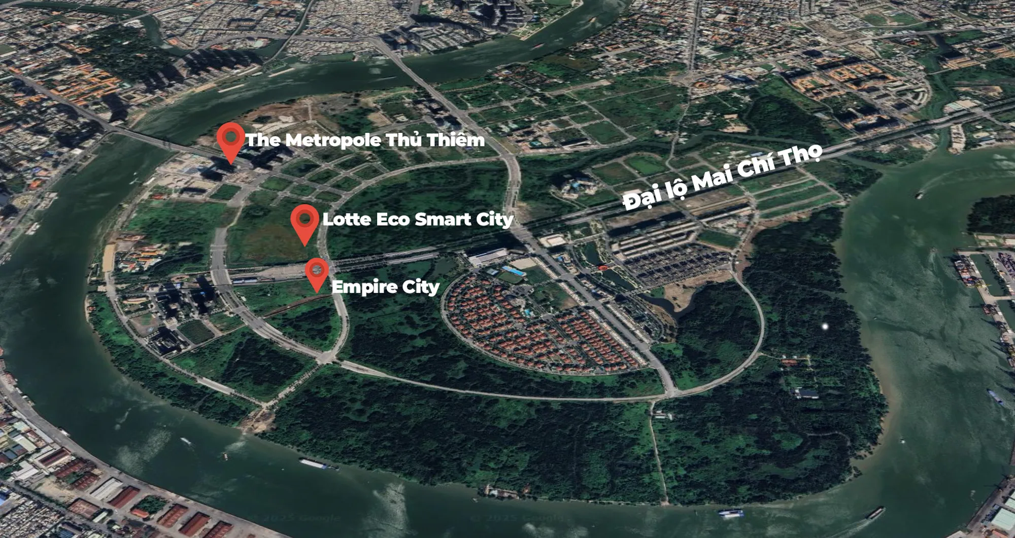 Nằm trong khu đất của dự án, The Metropole Thủ Thiêm, Empire City và Lotte Eco Smart City tạo thành thế tam giác ven sông, kết nối trực tiếp với khu trung tâm thành phố.