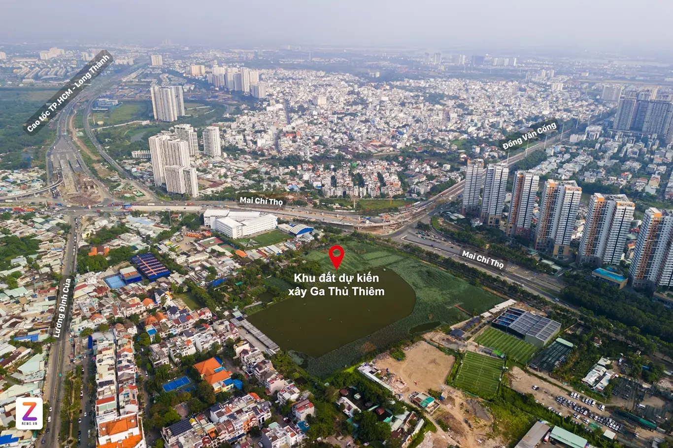 Ga Thủ Thiêm là điểm kết thúc của tuyến metro số 2A. Nhà ga phục vụ trực tiếp khu trung tâm tài chính - thương mại - dịch vụ trong tương lai, tăng cường kết nối nhanh giữa hai bờ sông Sài Gòn.