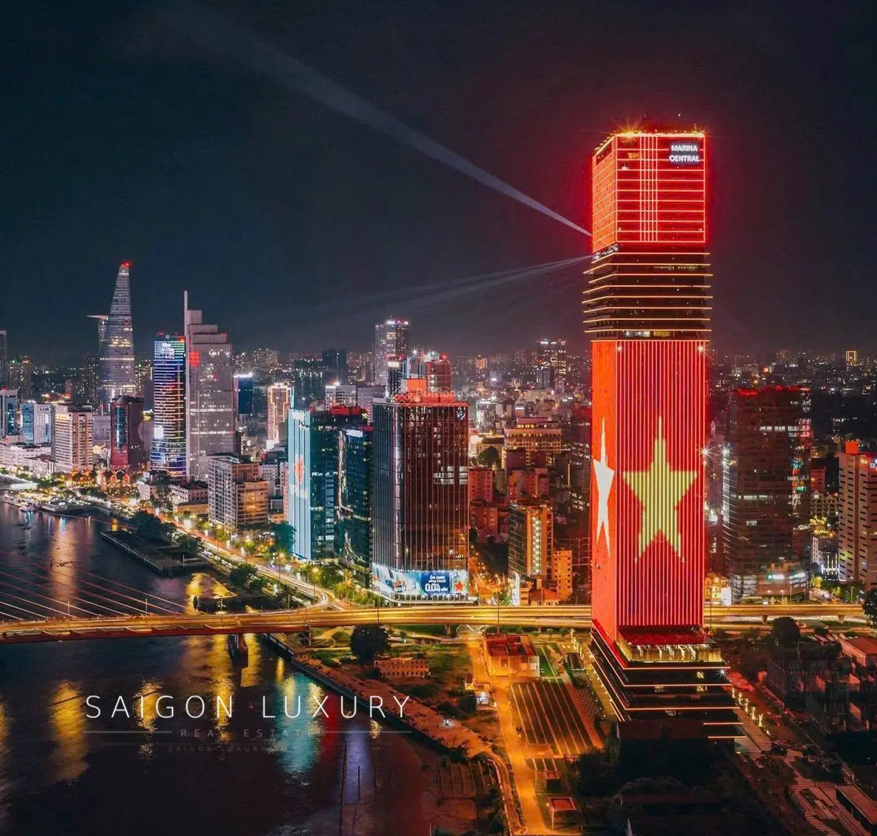 truc-vong-cung-vinhomes-golden-river9 Chuyển Nhượng 3–4PN Vinhomes Golden River trục căn view trực diện sông – Từ 35 Tỷ