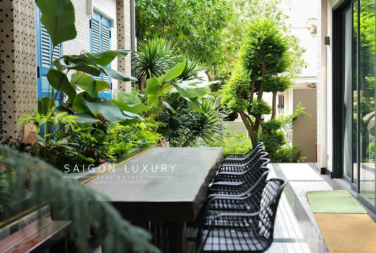14cho-thue-bt-phu-my-hung-700m2 Cho thuê biệt thự đơn lập Phú Mỹ Hưng hơn 700m², hồ bơi riêng