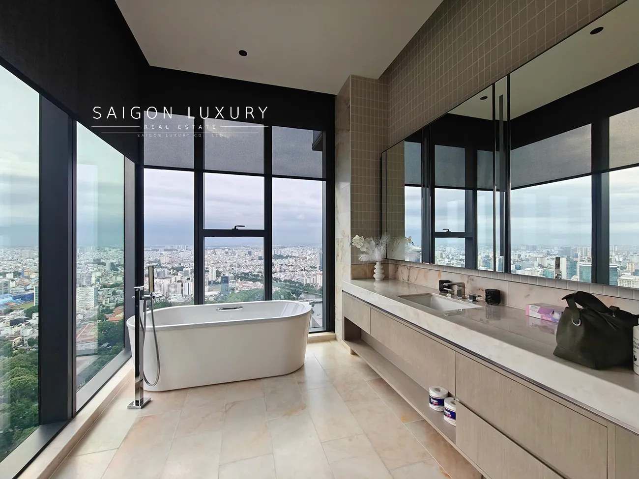 1L5-44.04-LAKE-GRAND-MARINA Cho thuê căn hộ Marriott Residences tòa Lake, Grand Marina Saigon – 8.000 USD/tháng