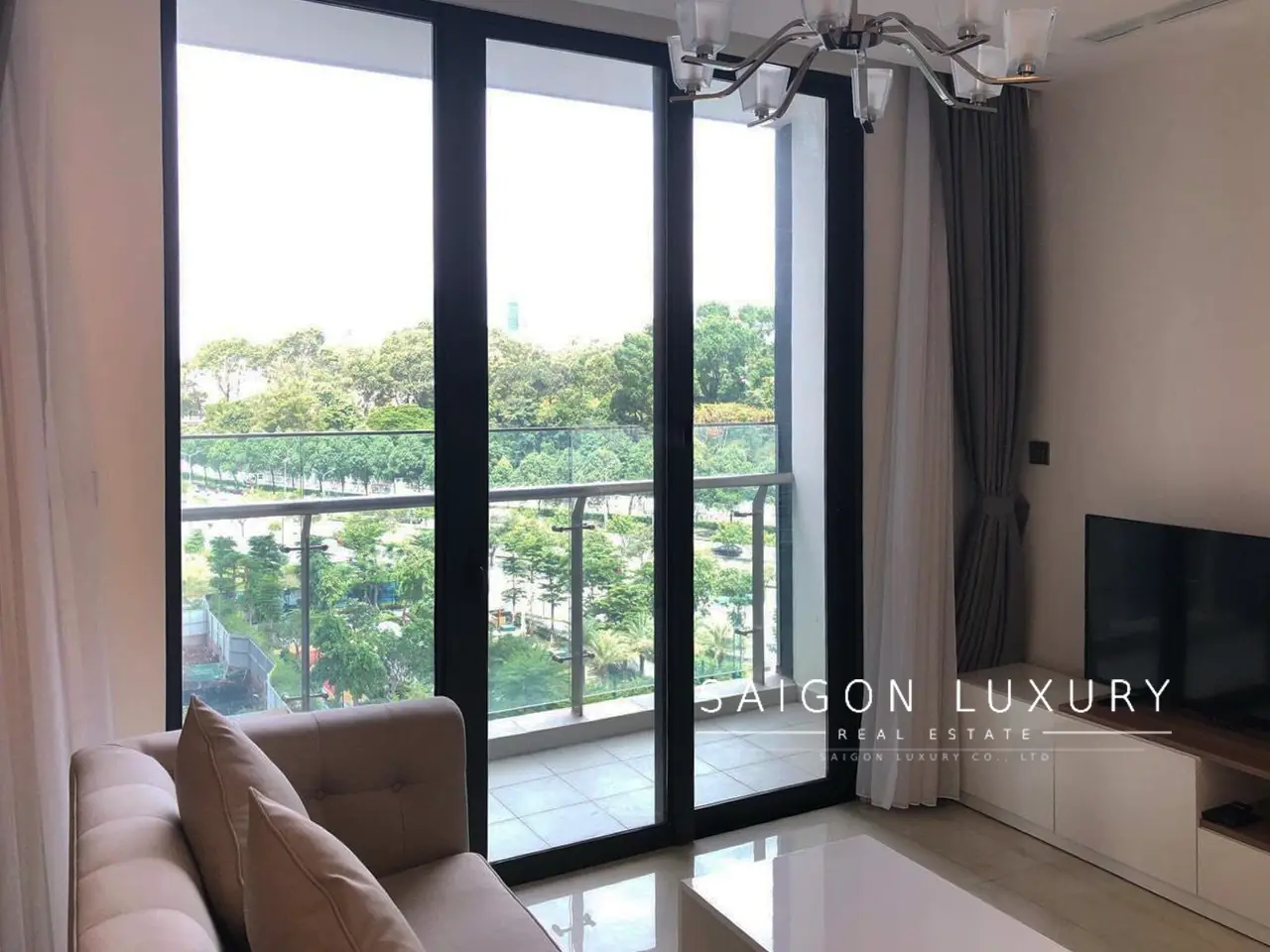 32pn-vinhomes-ba-son-gia11ty Bán rất gấp căn hộ 2PN Vinhomes Golden River Ba Son – Quận 1, sổ hồng sẵn